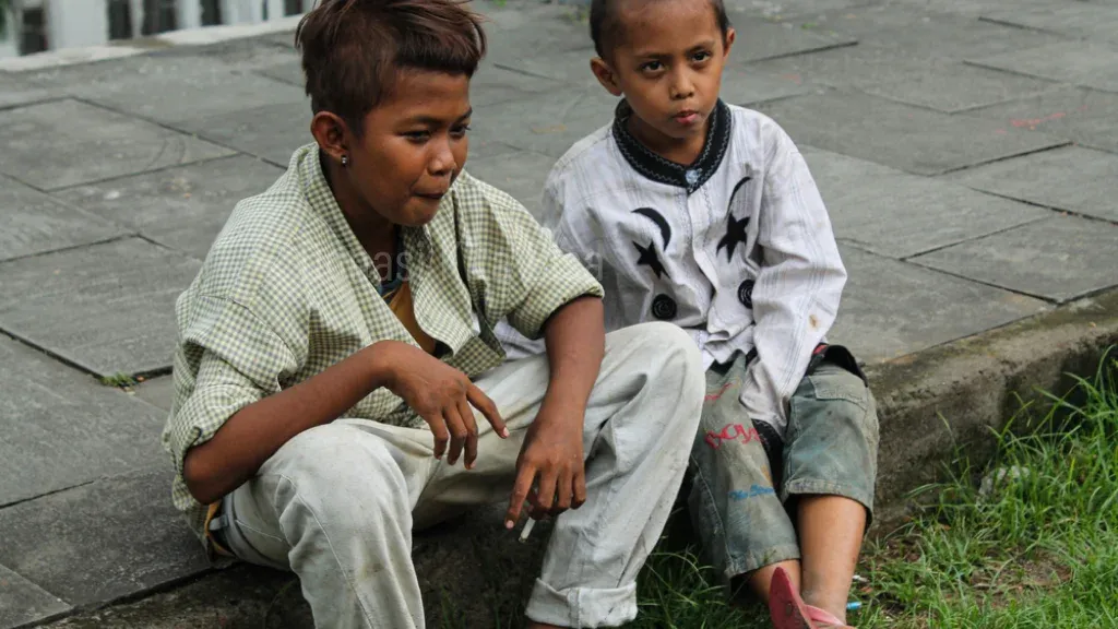 Menyediakan Tempat Belajar bagi Anak-anak Jalanan